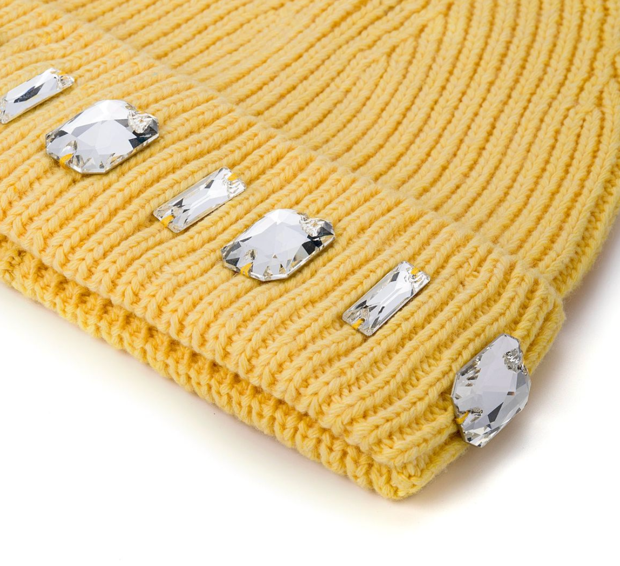 LOUIS CROWN YELLOW BEANIE