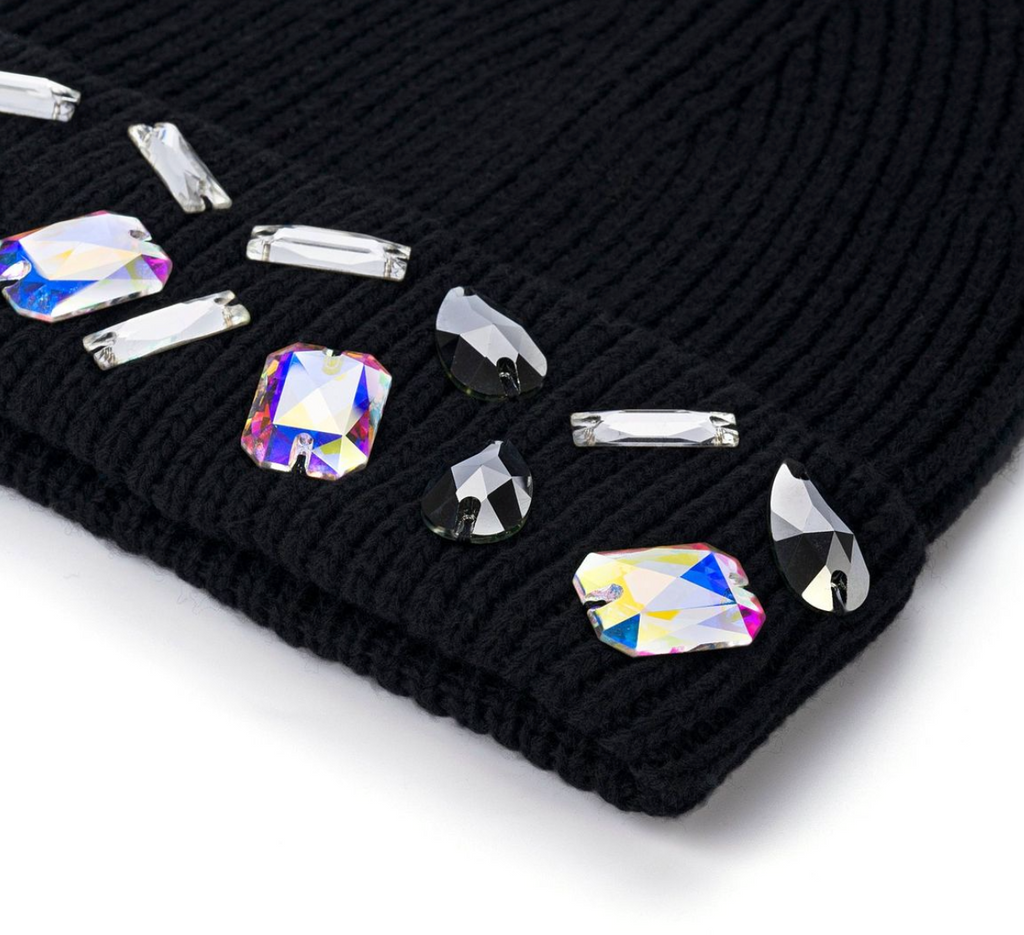 LOUIS CROWN BLACK MOSAIC BEANIE
