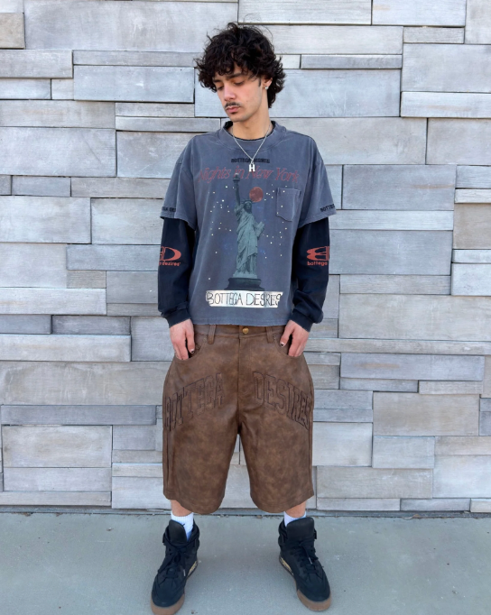 BOTTEGA DESIRES NIGHTS IN NY LAYERED LONG SLEEVE
