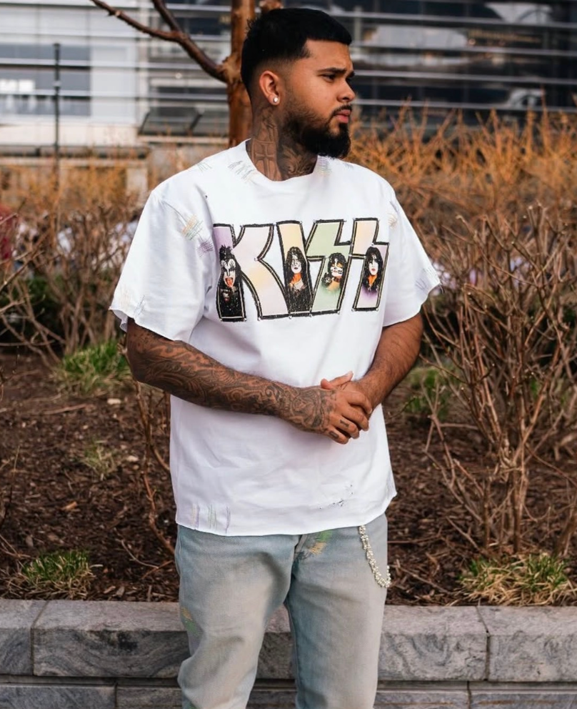 ROOT OF EVIL ELECTRIC PASTEL KISS TEE